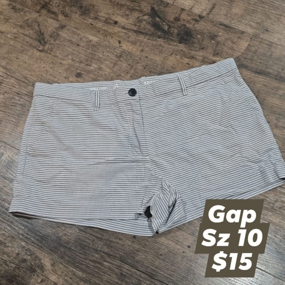 Gap womens shorts sz 10 ☀️